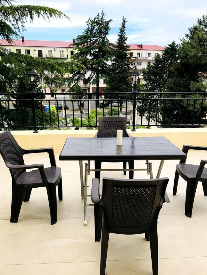 Gurya Hotel Кобулети Екстериор снимка