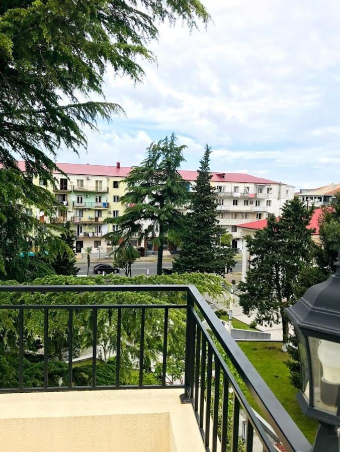 Gurya Hotel Кобулети Екстериор снимка
