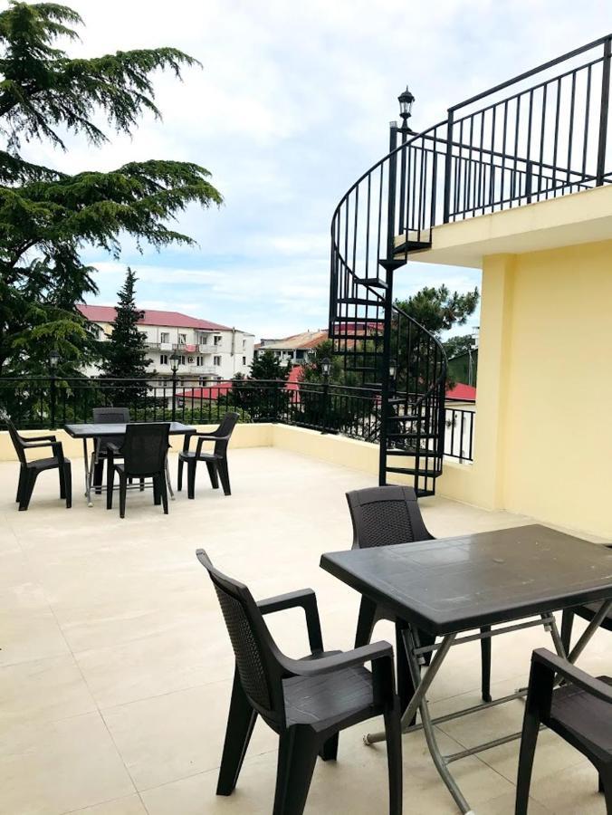 Gurya Hotel Кобулети Екстериор снимка